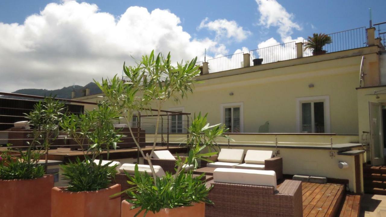 Seven Hostel & Rooms Sant'Agnello Exterior foto